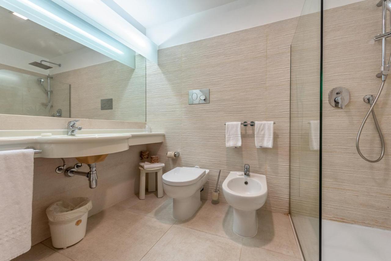 Acacia Palace (Adults Only) Marina di Ragusa Εξωτερικό φωτογραφία