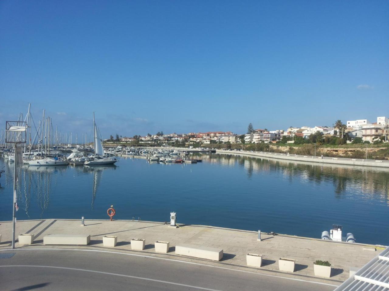 Acacia Palace (Adults Only) Marina di Ragusa Εξωτερικό φωτογραφία