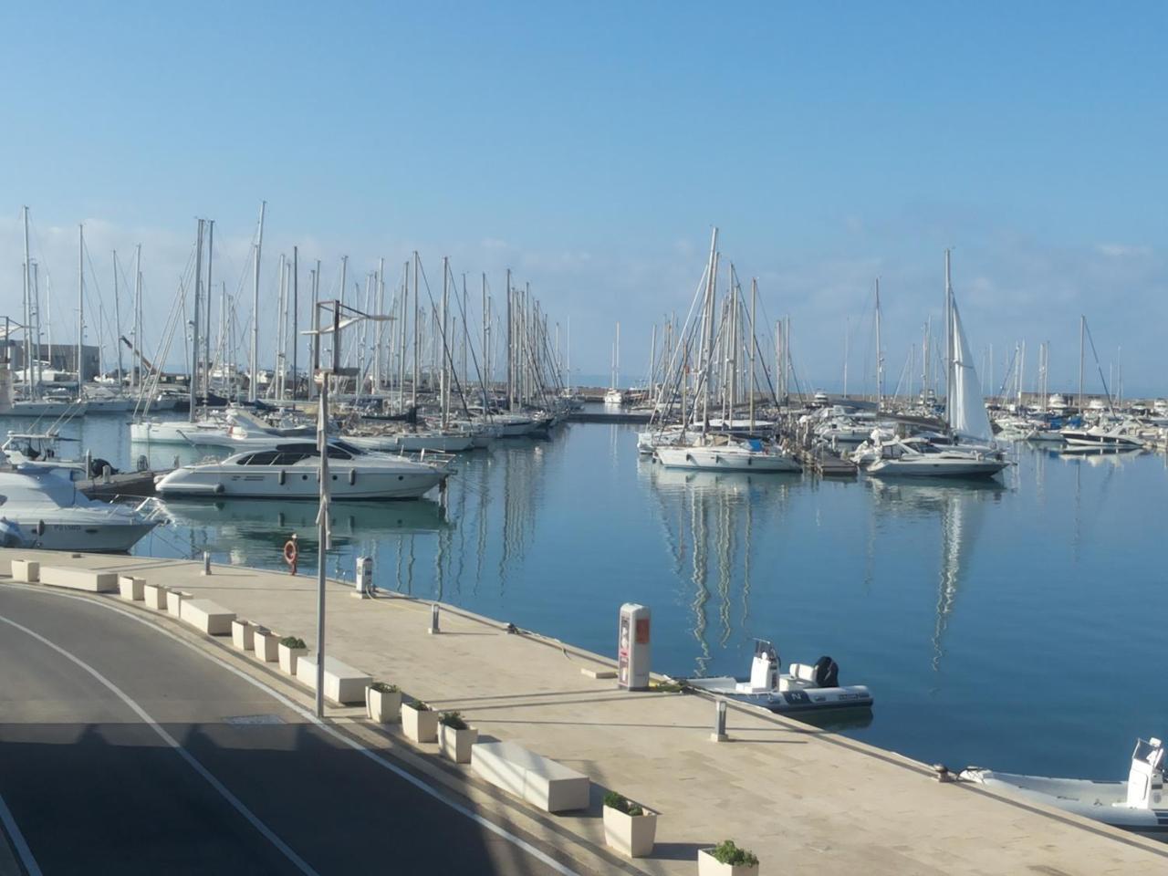 Acacia Palace (Adults Only) Marina di Ragusa Εξωτερικό φωτογραφία